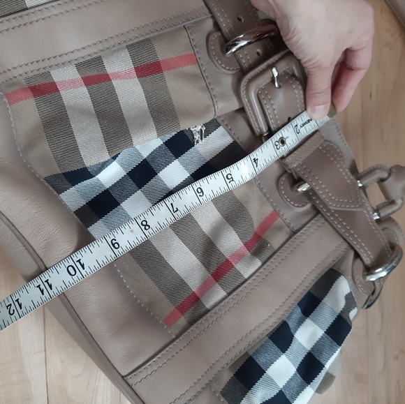 Burberry shoulder bag - Picture 10 of 13